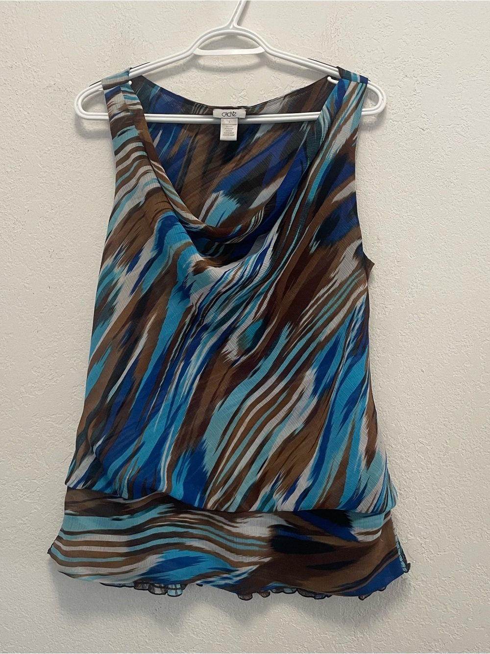 Cache Size L sleeveless blouse blue brown abstract swirl pattern cowl neck